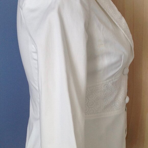 Kulson White Blazer - Size 2 - Picture 9 of 11